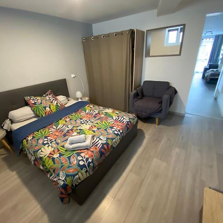 Toul Appartement Entier Avec Parking Prive Au Calme Cosy A Etage Avec Balcon Exterior foto