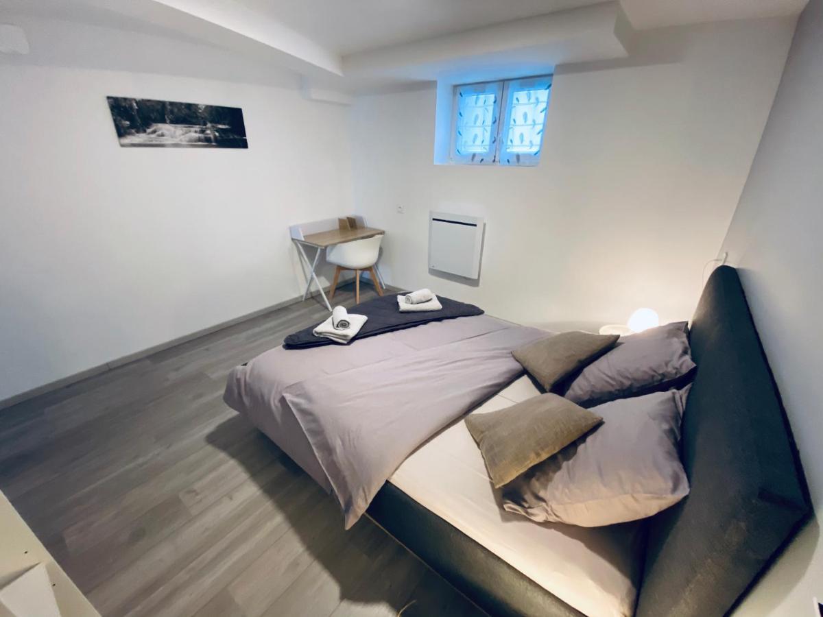 Toul Appartement Entier Avec Parking Prive Au Calme Cosy A Etage Avec Balcon Exterior foto