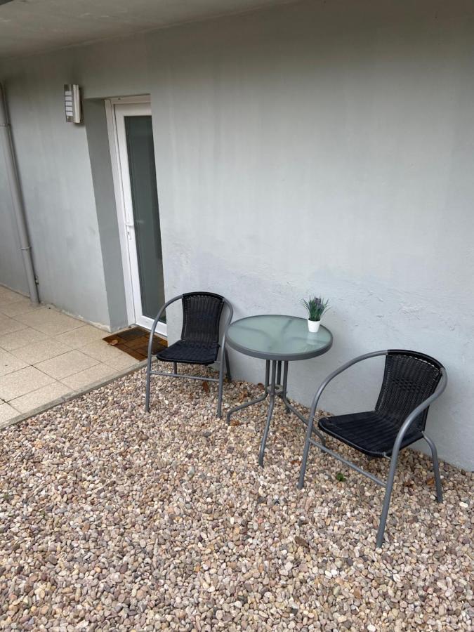 Toul Appartement Entier Avec Parking Prive Au Calme Cosy A Etage Avec Balcon Exterior foto