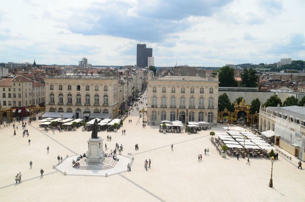 Toul Appartement Entier Avec Parking Prive Au Calme Cosy A Etage Avec Balcon Exterior foto